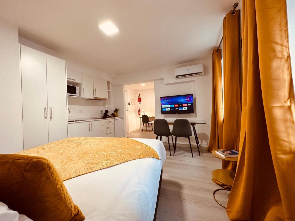 Living Funchal Inn Екстер'єр фото