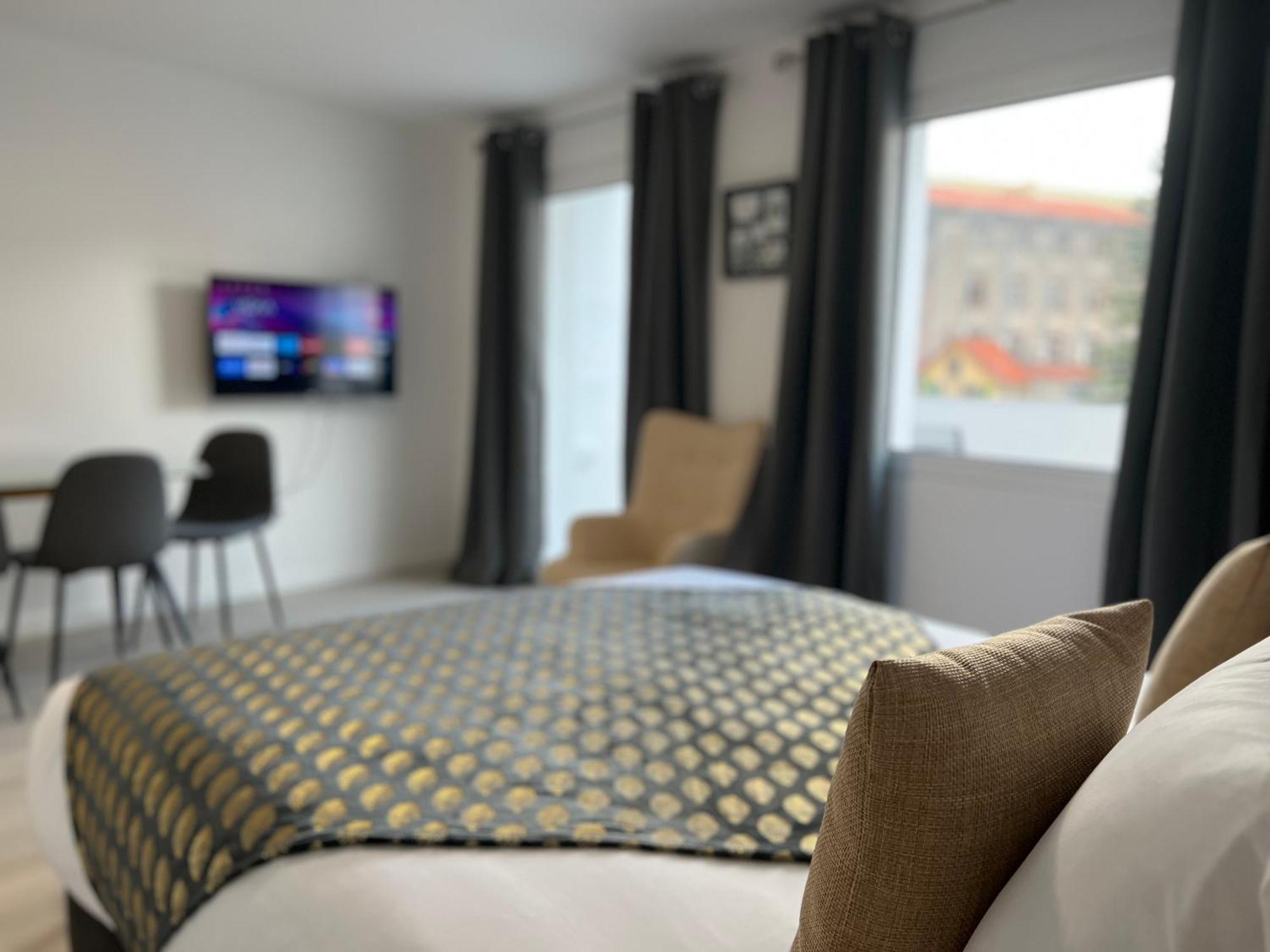 Living Funchal Inn Екстер'єр фото
