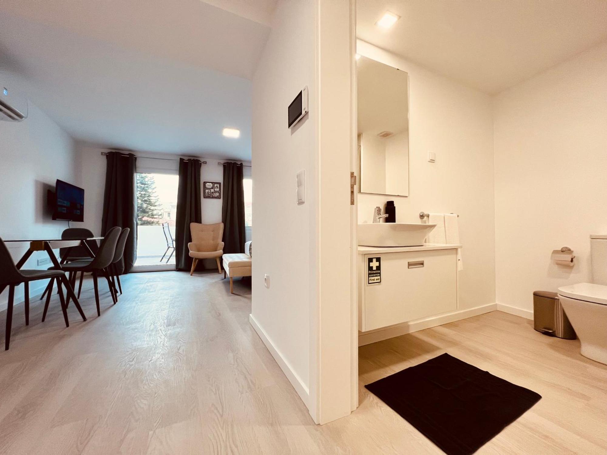 Living Funchal Inn Екстер'єр фото