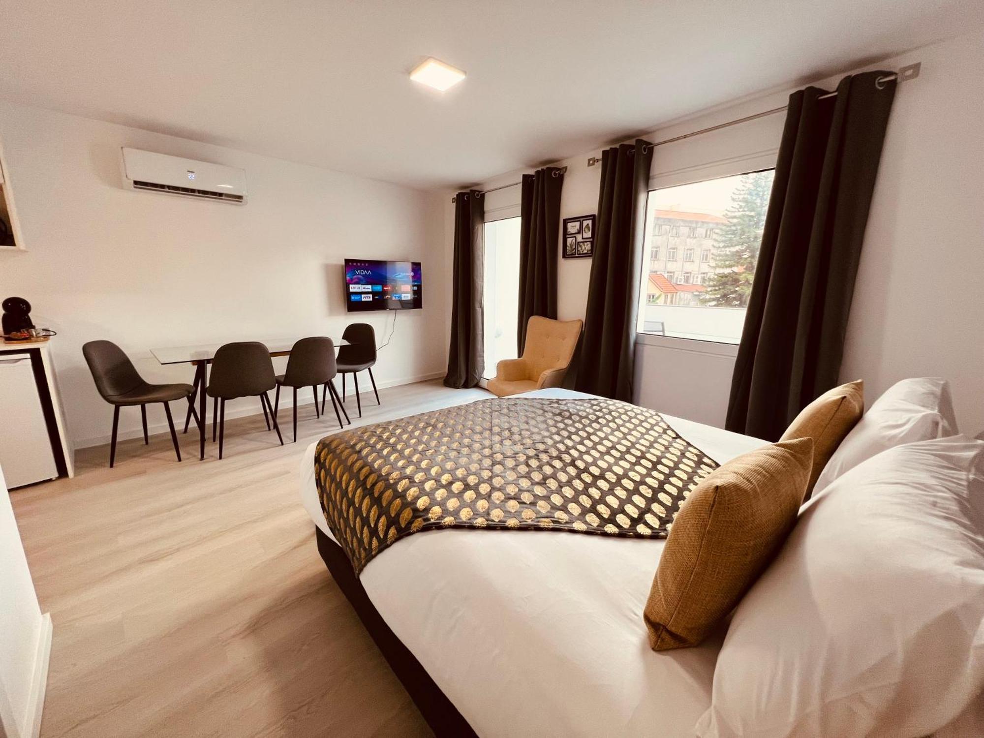 Living Funchal Inn Екстер'єр фото