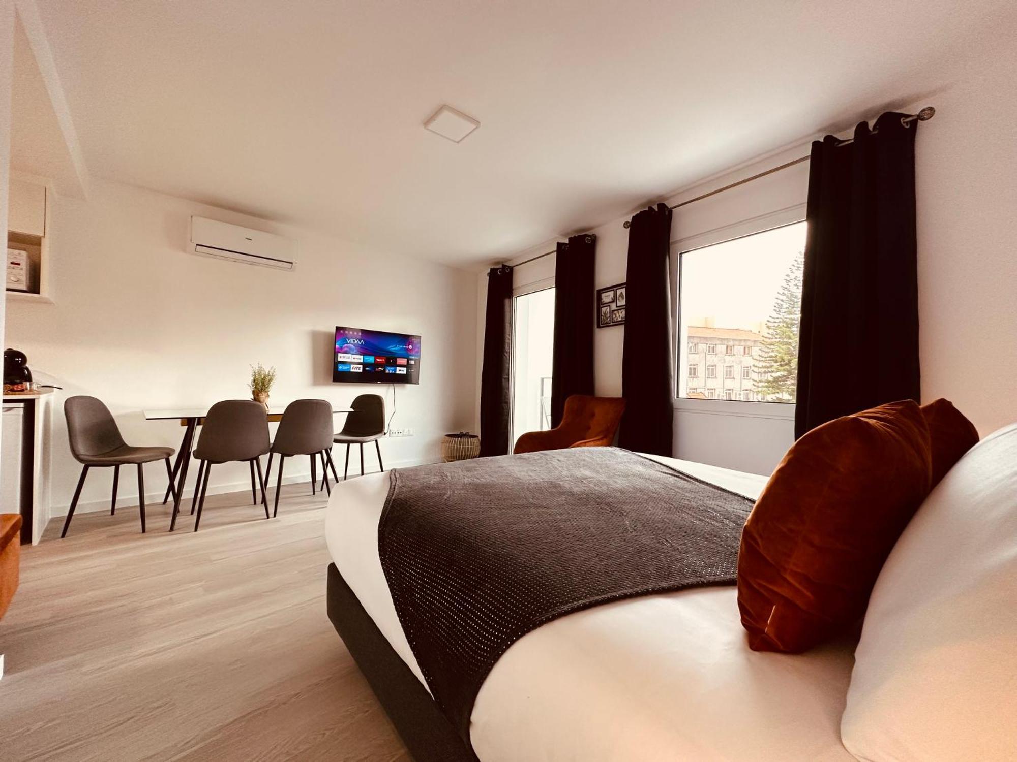 Living Funchal Inn Екстер'єр фото