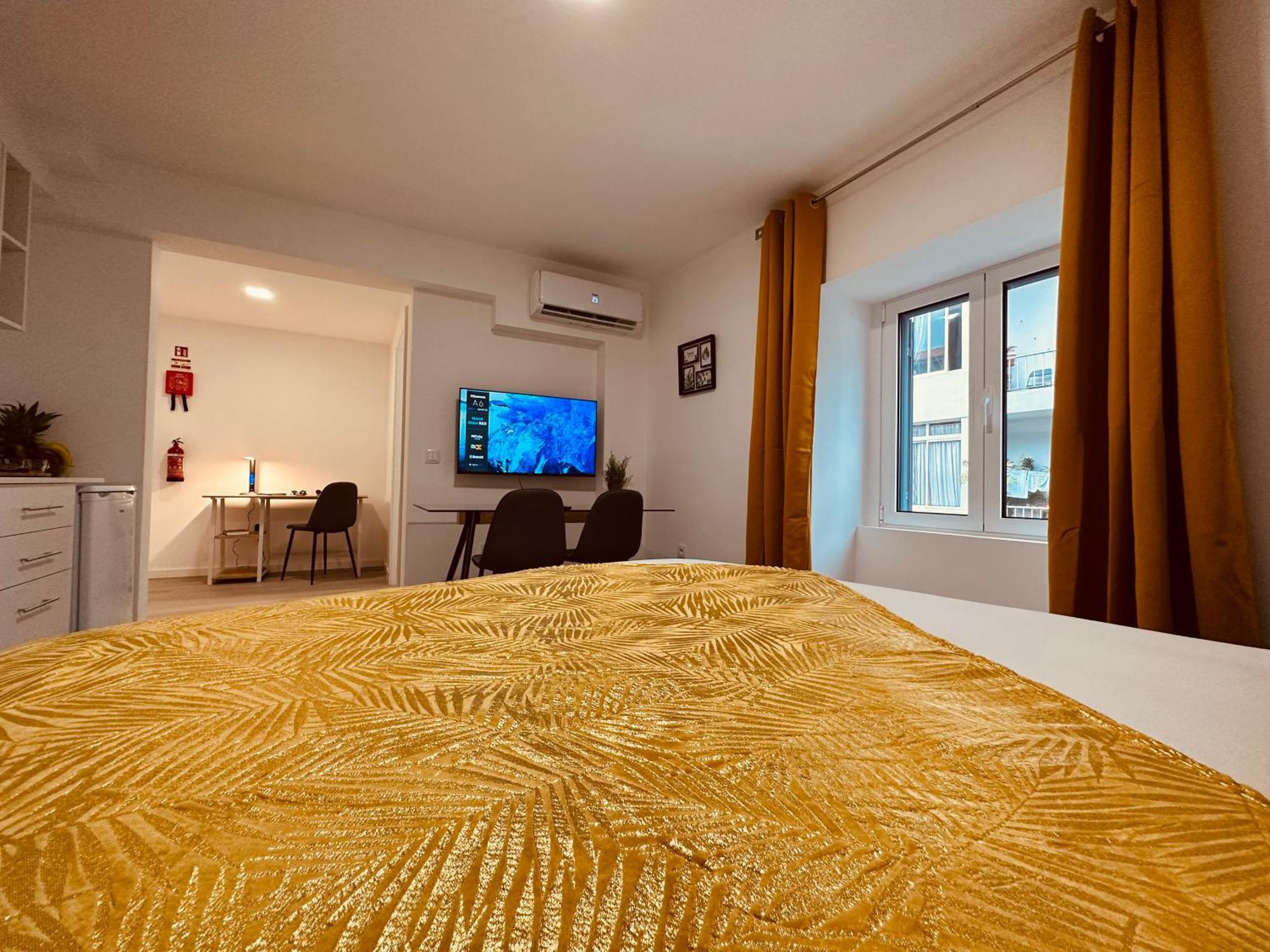 Living Funchal Inn Екстер'єр фото